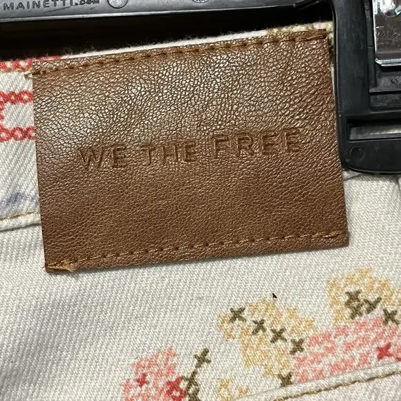 Free People We The Free Eden Slouch Jeans Cross Stitch Print Button Fly Size 27 - Picture 13 of 16